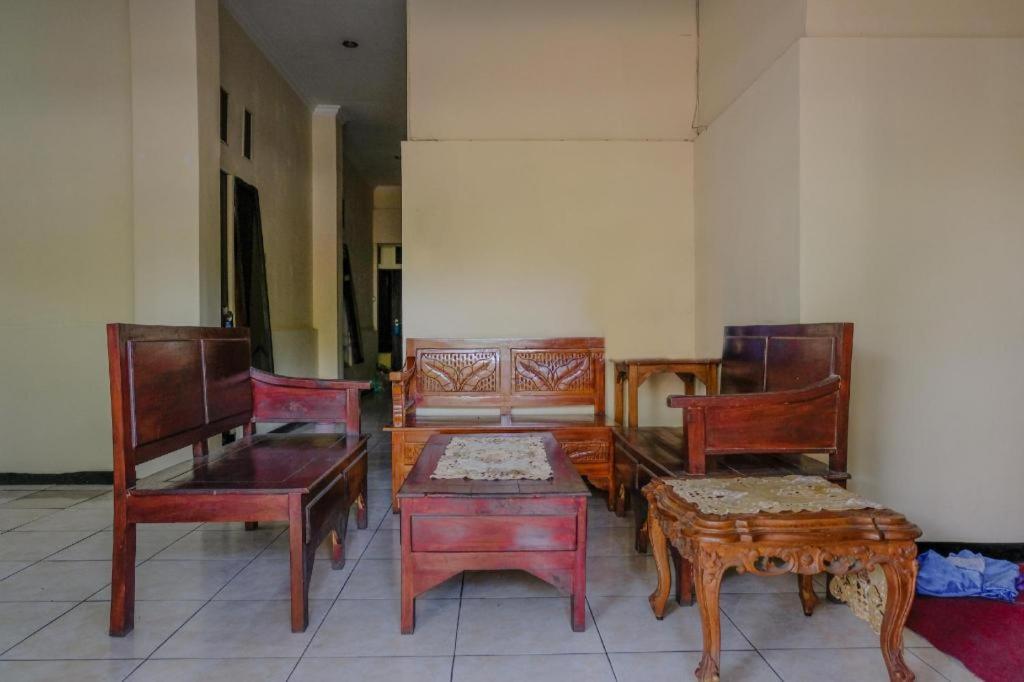 Sawojajar Inn 玛琅 外观 照片