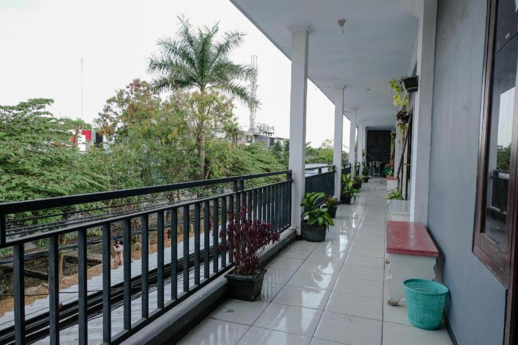 Sawojajar Inn 玛琅 外观 照片